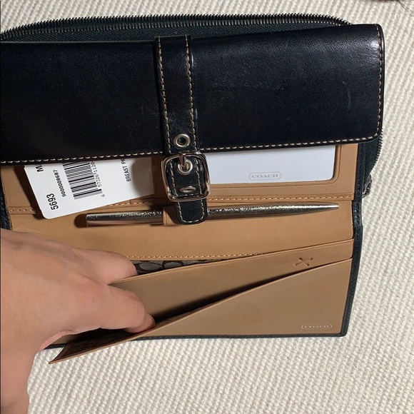 NEW Coach Long Flap Leather Wallet - Picture 5 of 8